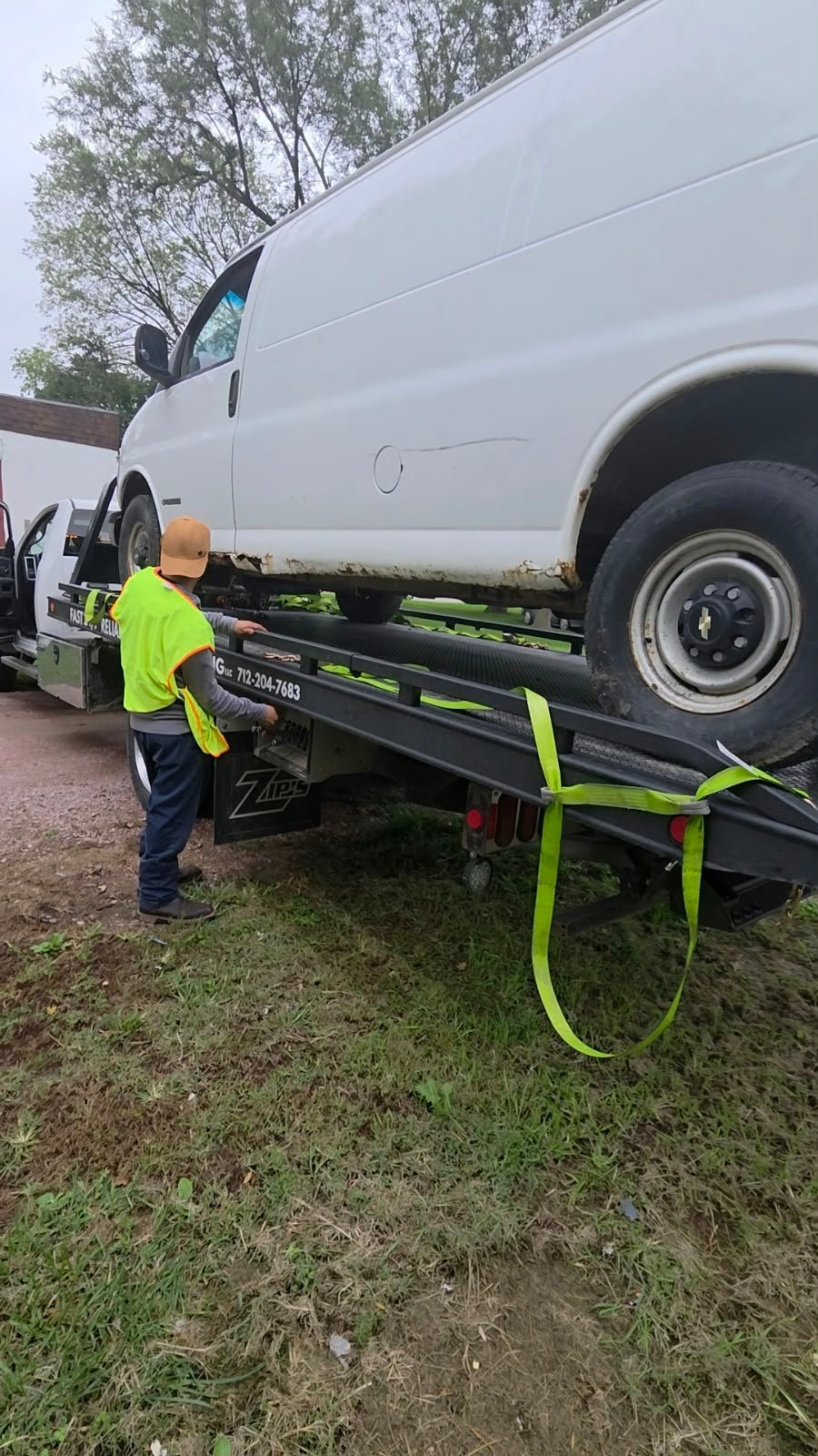 Rescue Towing LLC vehicle and towing work